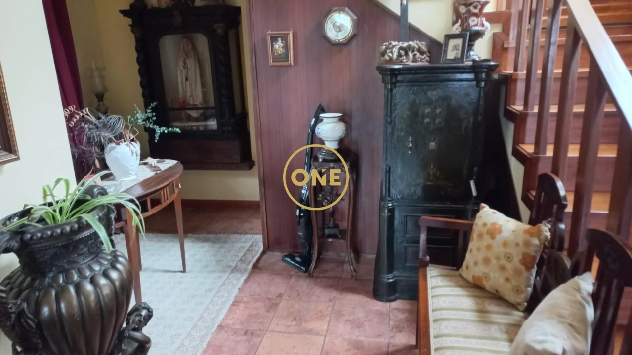 Moradia T5 para Venda em Bairro Foto 9