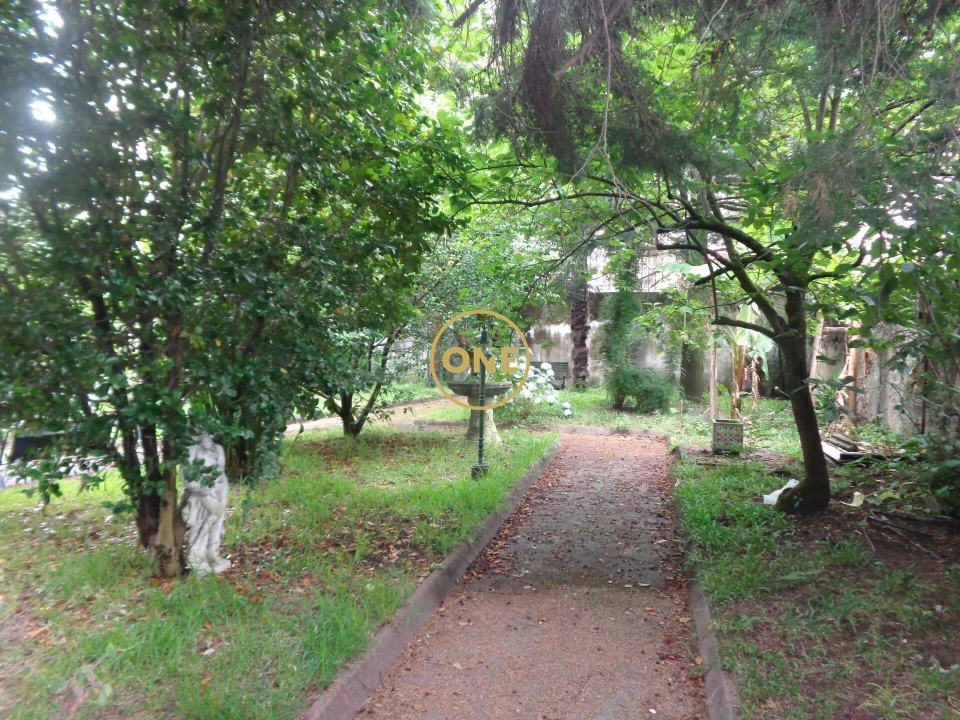 Moradia T5 para Venda em Bairro Foto 39