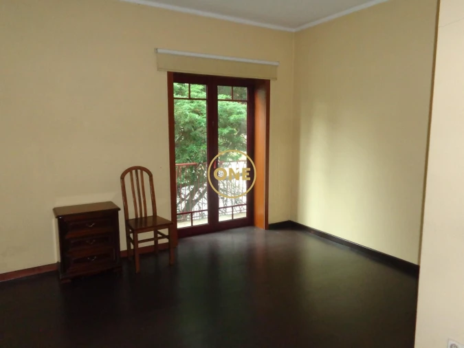 Moradia T5 para Venda em Bairro Foto 59