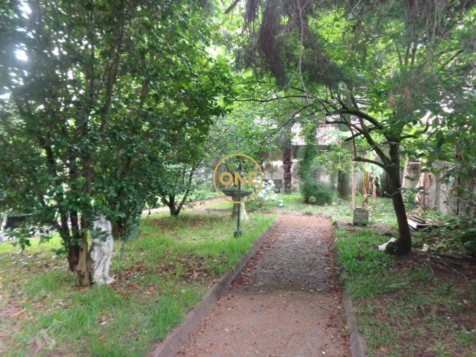 Moradia T5 para Venda em Bairro Foto 39