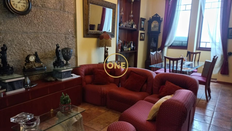 Moradia T5 para Venda em Bairro Foto 17