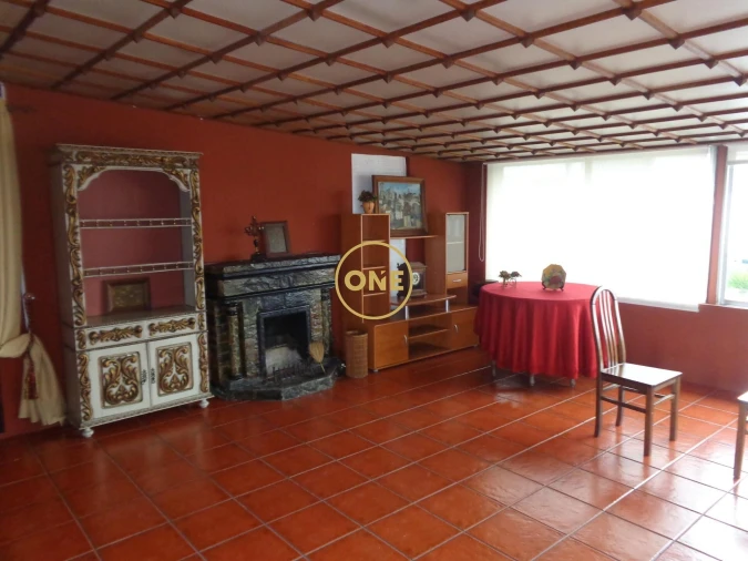 Moradia T5 para Venda em Bairro Foto 57