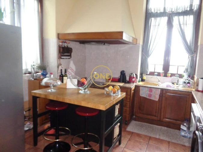 Moradia T5 para Venda em Bairro Foto 70