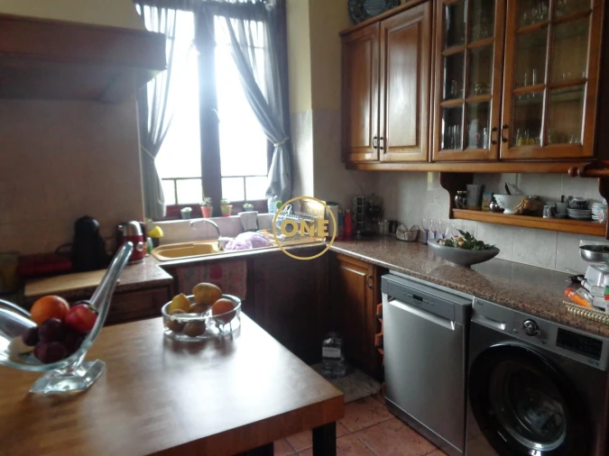 Moradia T5 para Venda em Bairro Foto 71