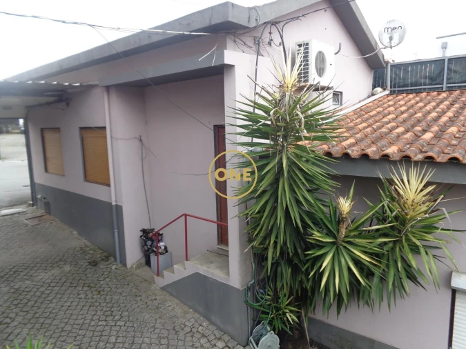 Moradia T5 para Venda em Bairro Foto 53