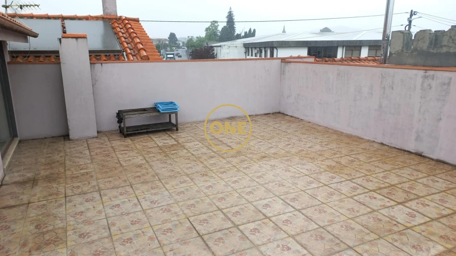 Moradia T5 para Venda em Bairro Foto 18