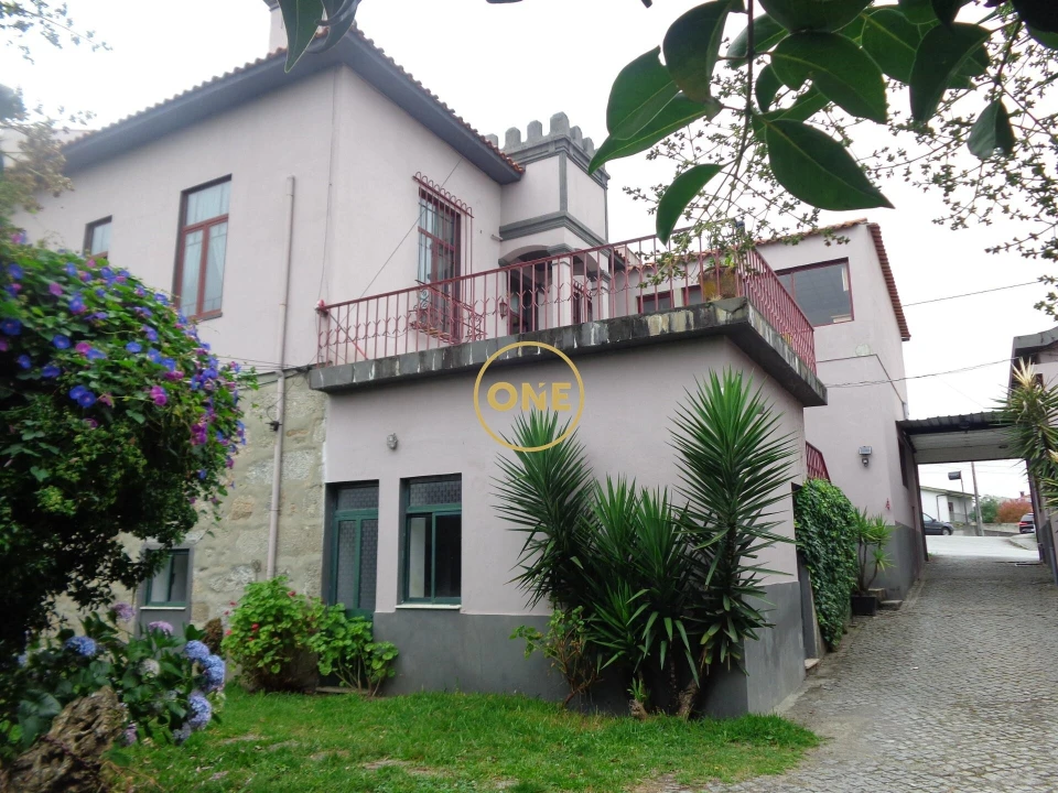 Moradia T5 para Venda em Bairro Foto 24