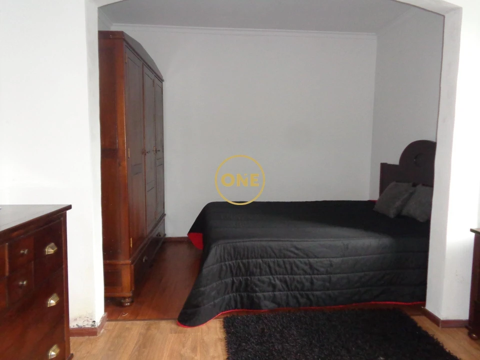 Moradia T5 para Venda em Bairro Foto 41