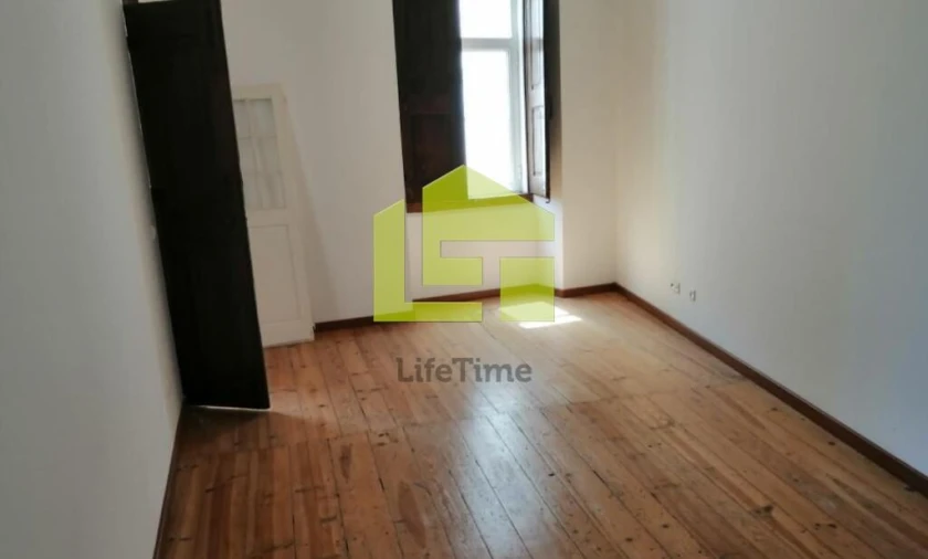 Prédio para Venda em Ribeira de Nisa e Carreiras Foto 9