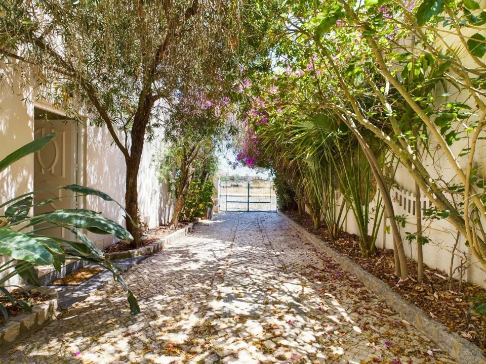 Moradia T5 para Venda em Lagos (São Sebastião e Santa Maria) Foto 19