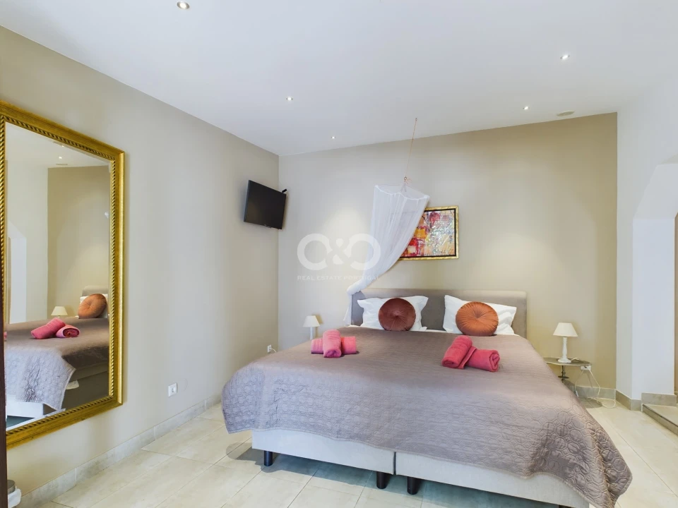 Moradia T5 para Venda em Lagos (São Sebastião e Santa Maria) Foto 43