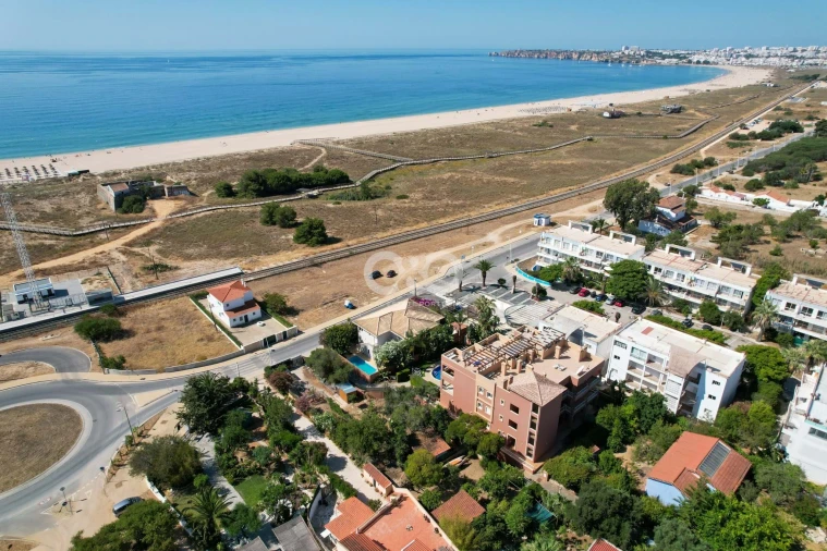 Moradia T5 para Venda em Lagos (São Sebastião e Santa Maria) Foto 45