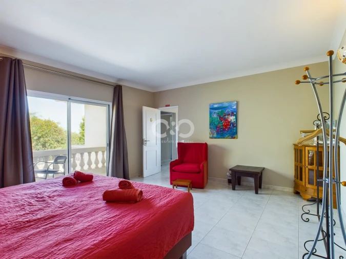 Moradia T5 para Venda em Lagos (São Sebastião e Santa Maria) Foto 44