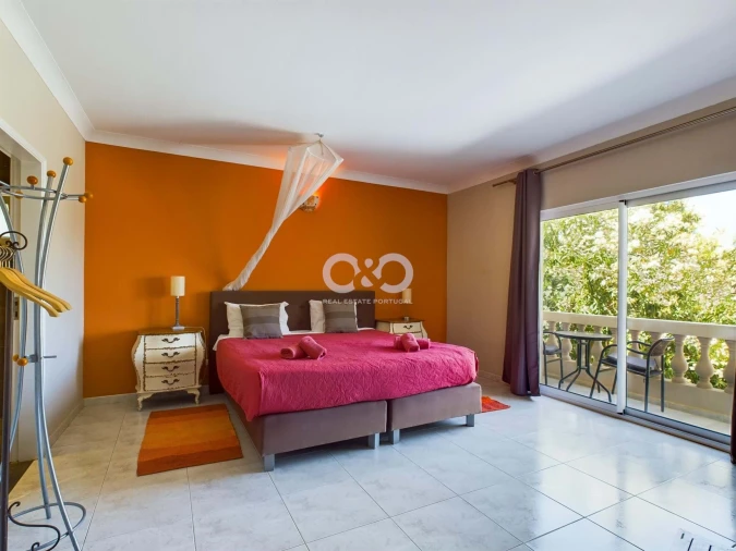 Moradia T5 para Venda em Lagos (São Sebastião e Santa Maria) Foto 18