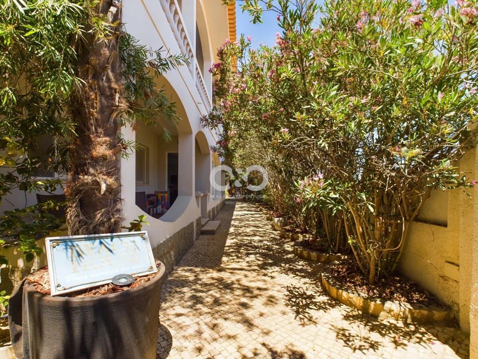 Moradia T5 para Venda em Lagos (São Sebastião e Santa Maria) Foto 5