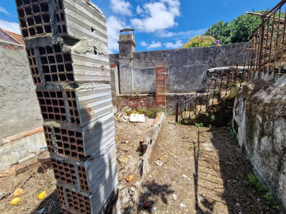 Moradia T2 para Venda em Torres Novas (Santa Maria, Salvador e Santiago) Foto 23