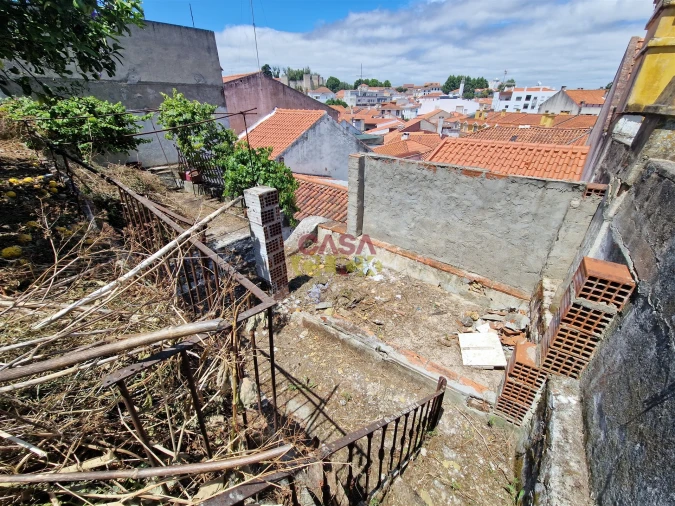 Moradia T2 para Venda em Torres Novas (Santa Maria, Salvador e Santiago) Foto 34