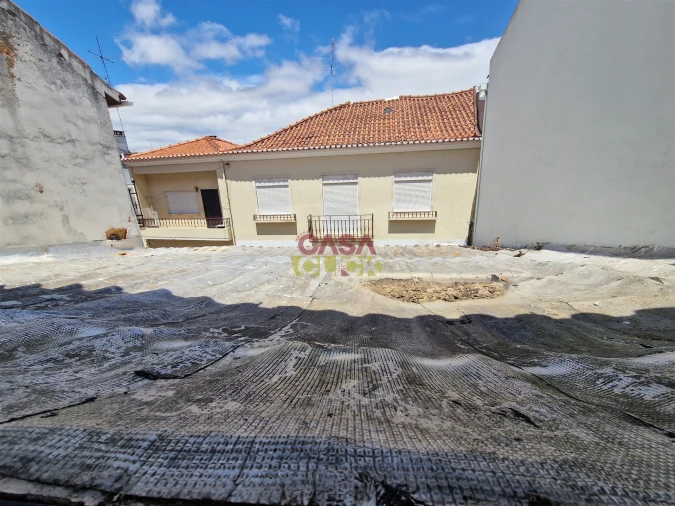 Moradia T2 para Venda em Torres Novas (Santa Maria, Salvador e Santiago) Foto 20