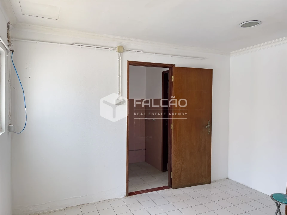 Armazém para Venda em Marvila, Ribeira Santarém, São Salvador, São Nicolau Foto 15