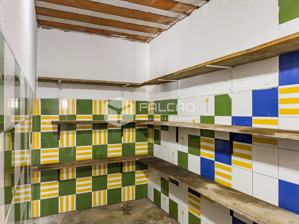 Armazém para Venda em Marvila, Ribeira Santarém, São Salvador, São Nicolau Foto 8