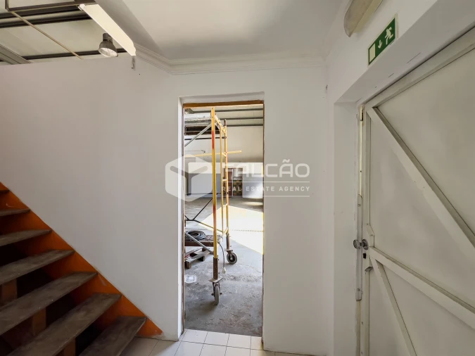 Armazém para Venda em Marvila, Ribeira Santarém, São Salvador, São Nicolau Foto 32