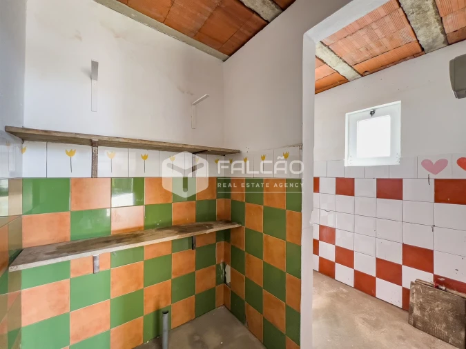 Armazém para Venda em Marvila, Ribeira Santarém, São Salvador, São Nicolau Foto 7