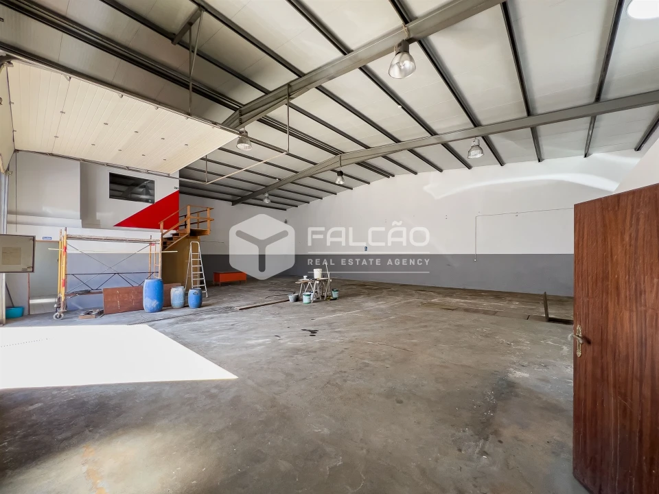 Armazém para Venda em Marvila, Ribeira Santarém, São Salvador, São Nicolau Foto 2