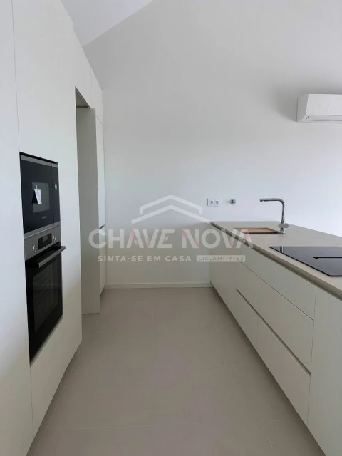 Apartamento T3 para Venda em Glória e Vera Cruz