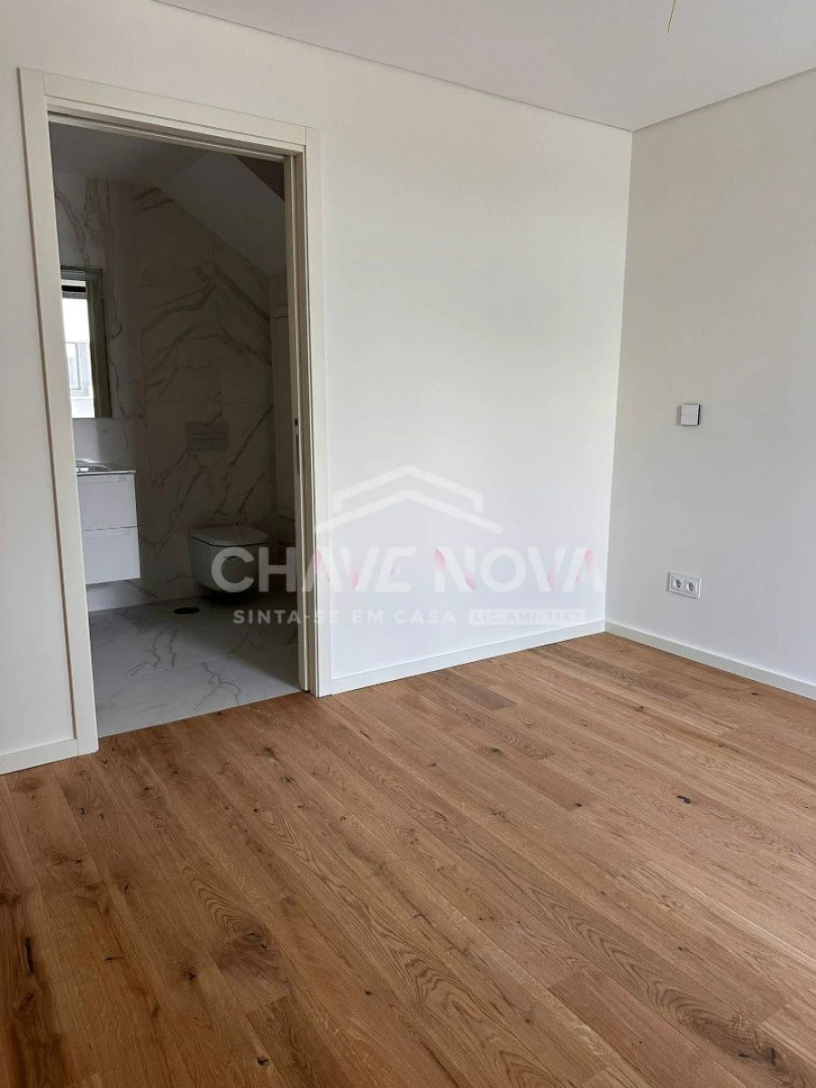 Apartamento T3 para Venda em Glória e Vera Cruz Foto 11