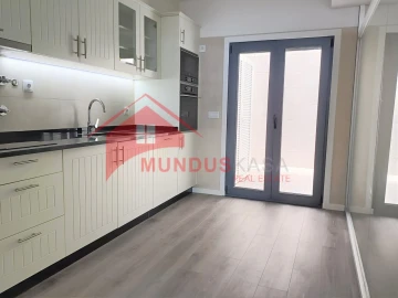 Apartamento T2 para Venda em Sesimbra (Santiago)