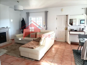 Moradia T4 para Venda em Sesimbra (Castelo)