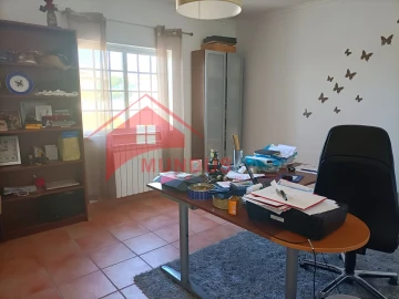 Moradia T4 para Venda em Sesimbra (Castelo)