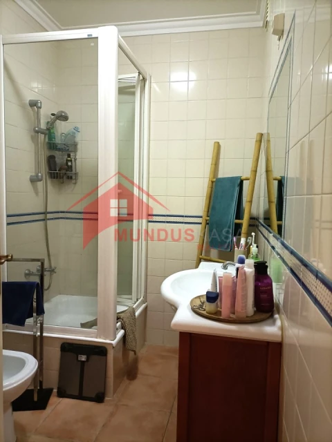 Moradia T4 para Venda em Sesimbra (Castelo)