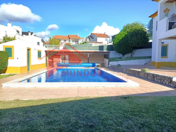 Moradia T4 para Venda em Sesimbra (Castelo) Foto 5