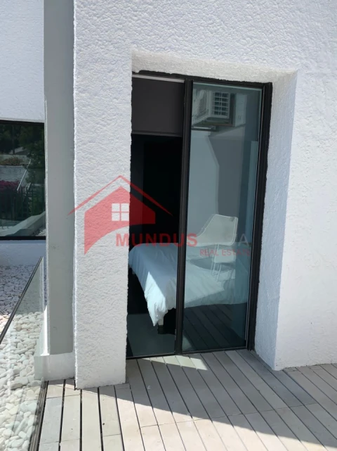 Apartamento T3 para Venda em Sesimbra (Santiago)
