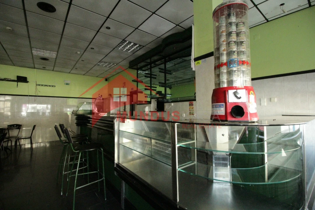 Negócio para Venda em Sesimbra (Castelo) Foto 2