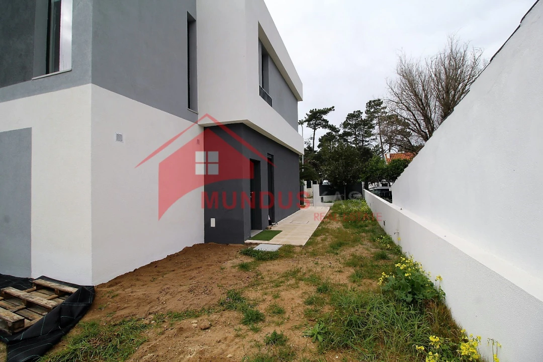 Moradia T2 para Venda em Sesimbra (Castelo) Foto 30