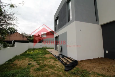 Moradia T2 para Venda em Sesimbra (Castelo)