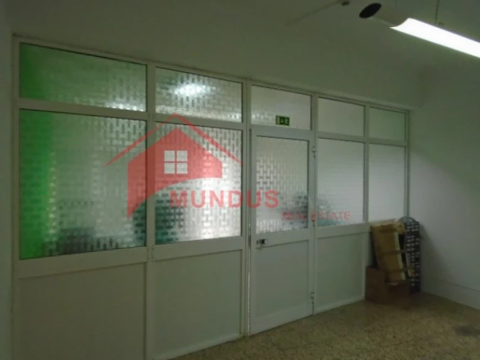 Loja para Venda em Sesimbra (Castelo)