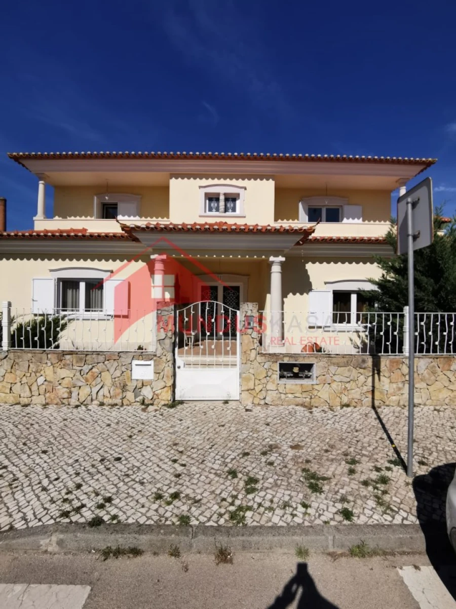 Moradia T5 para Venda em Azeitão (São Lourenço e São Simão) Foto 19
