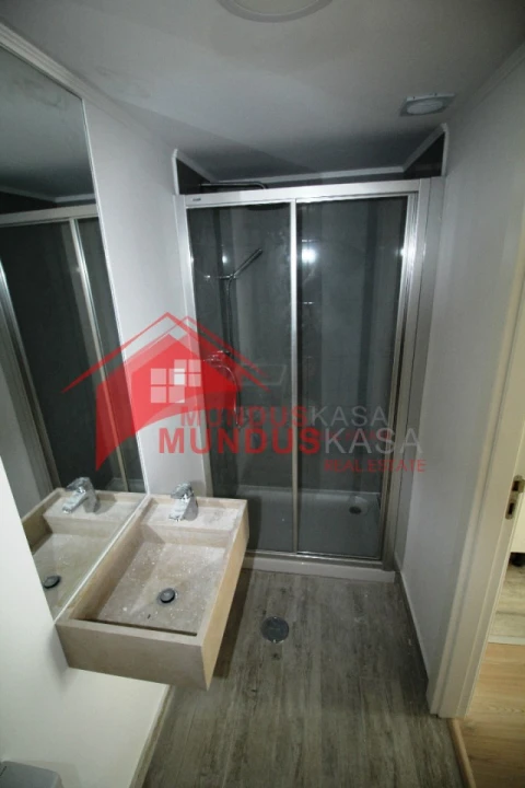 Apartamento T1 para Venda em Sesimbra (Santiago)