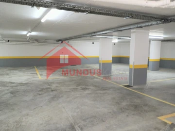 Apartamento T2 para Venda em Sesimbra (Santiago)