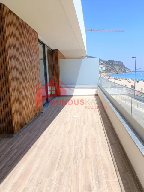 Apartamento T2 para Venda em Sesimbra (Santiago)