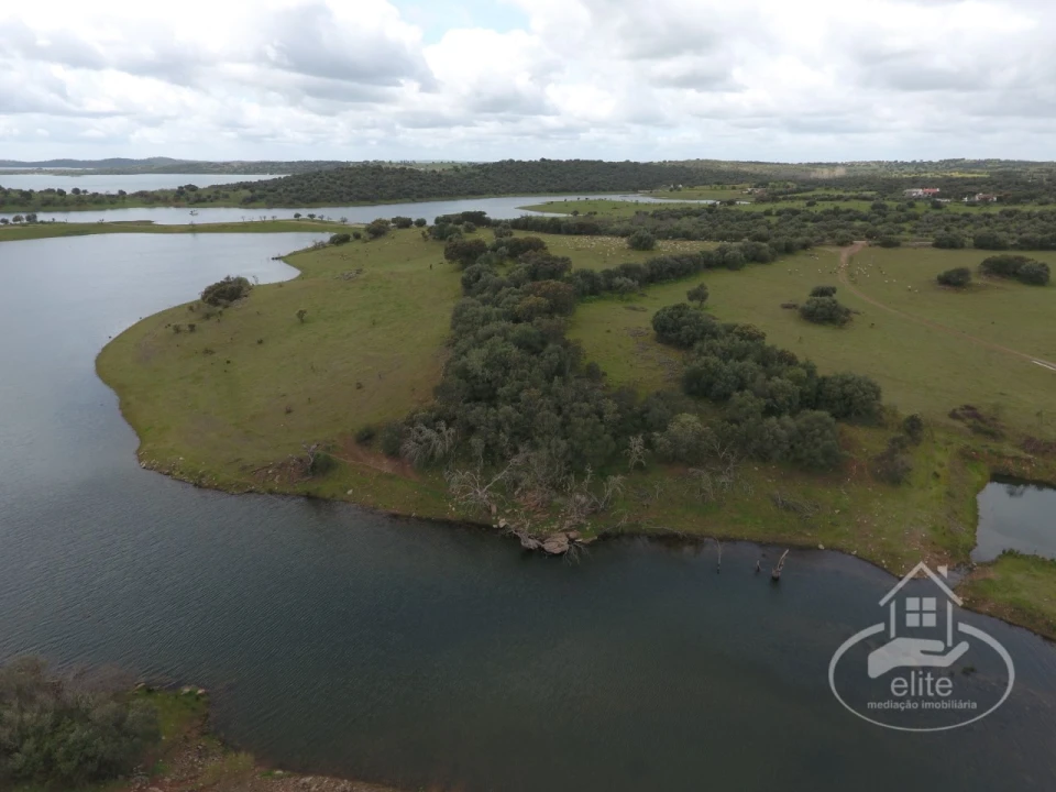 Quinta T4 para Venda em Reguengos de Monsaraz Foto 4