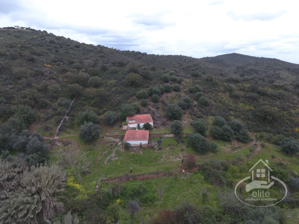 Quinta T4 para Venda em Reguengos de Monsaraz Foto 11