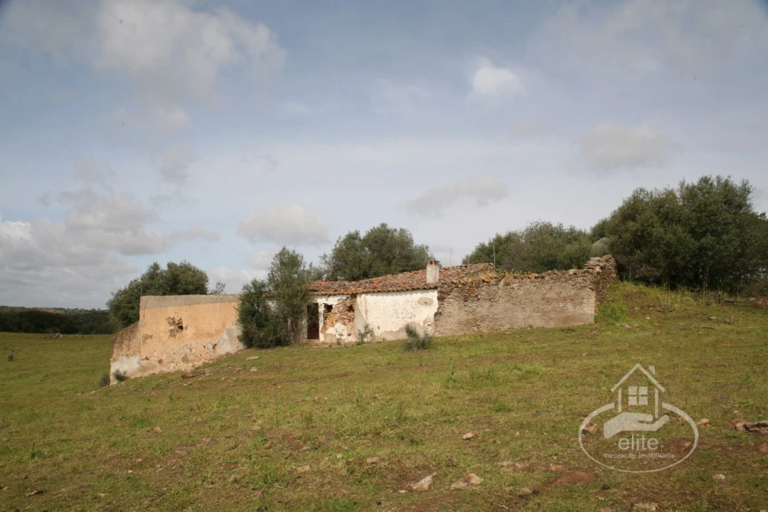 Quinta T4 para Venda em Reguengos de Monsaraz Foto 18