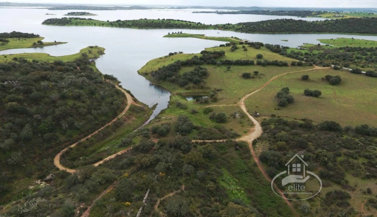 Quinta T4 para Venda em Reguengos de Monsaraz Foto 24