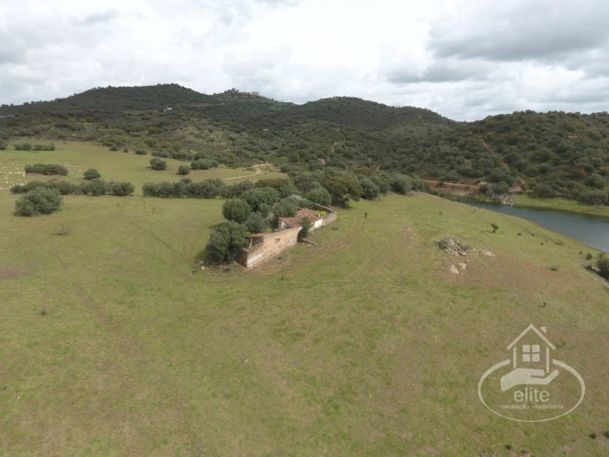 Quinta T4 para Venda em Reguengos de Monsaraz