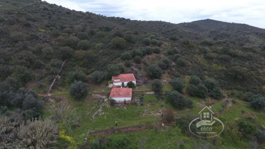 Quinta T4 para Venda em Reguengos de Monsaraz Foto 19