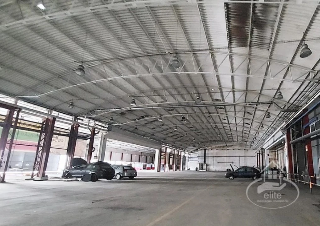 Armazém para Venda em Alto do Seixalinho, Santo André e Verderena Foto 7